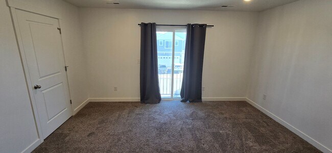 Building Photo - 3 Bed 2 Bath Townhouse in Lehi!!