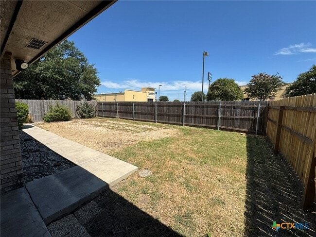 Building Photo - 1530 Eastridge Pkwy
