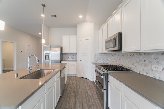 Building Photo - 9826 N Goshawk Trl