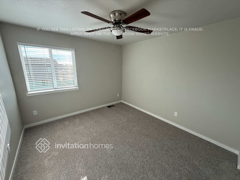 Building Photo - 4410 Trader St