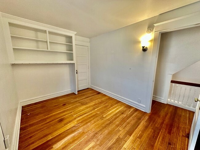 Building Photo - Cozy 3 bedroom home located in South Allentown, PA