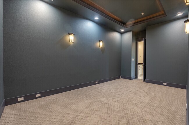 Building Photo - 406 Fenn St