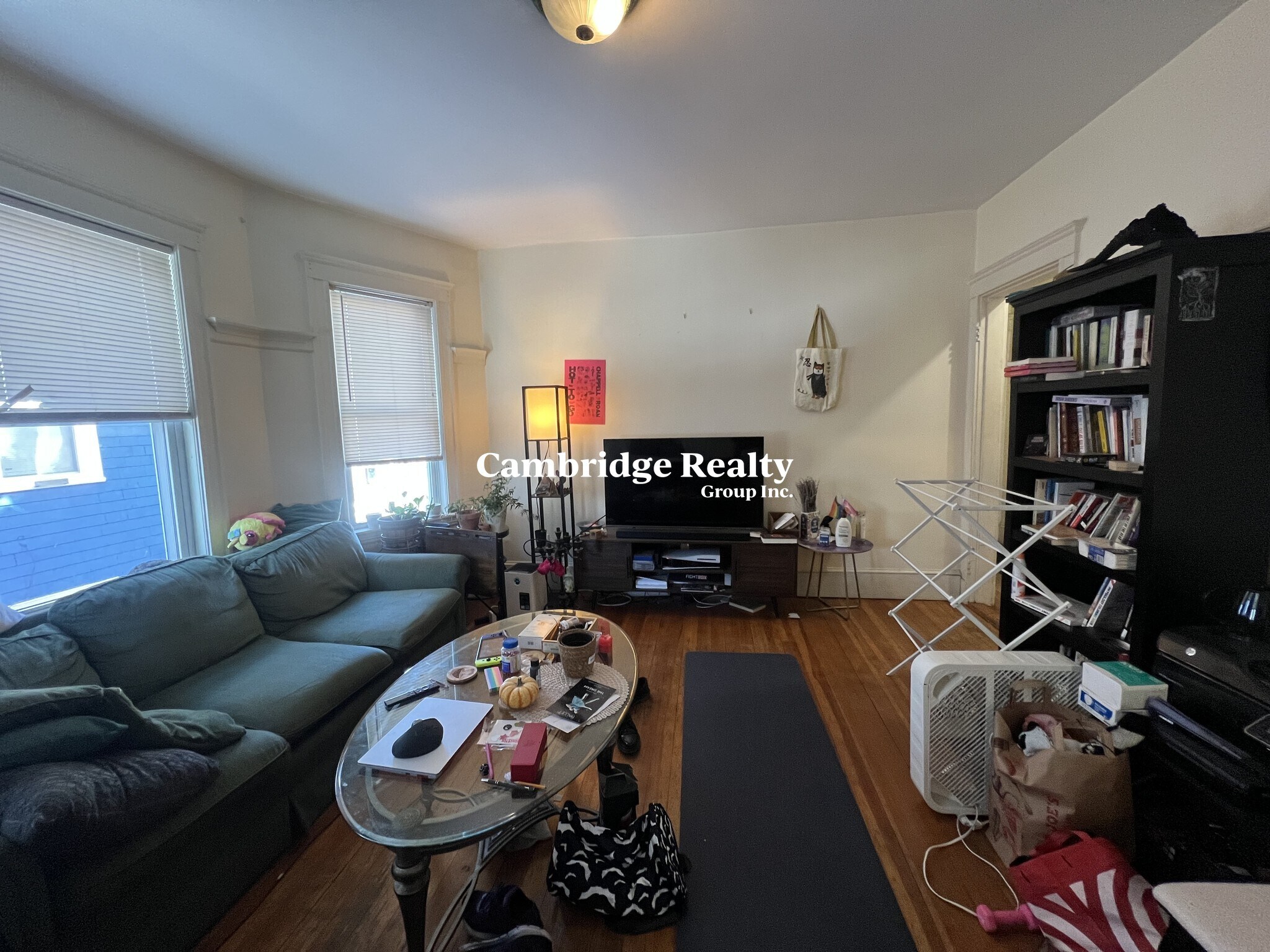 Building Photo - 44 Easton St