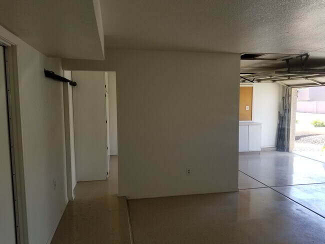 Building Photo - 7409 W Piute Ave