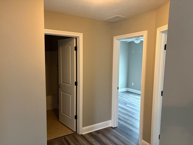 Building Photo - 7013 Golgotha Dr