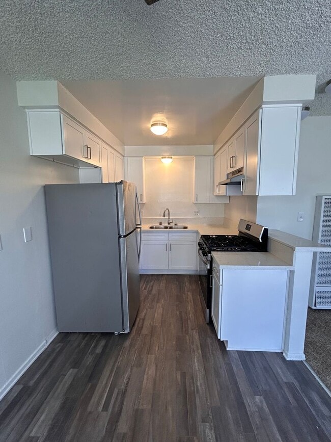 Building Photo - 4113