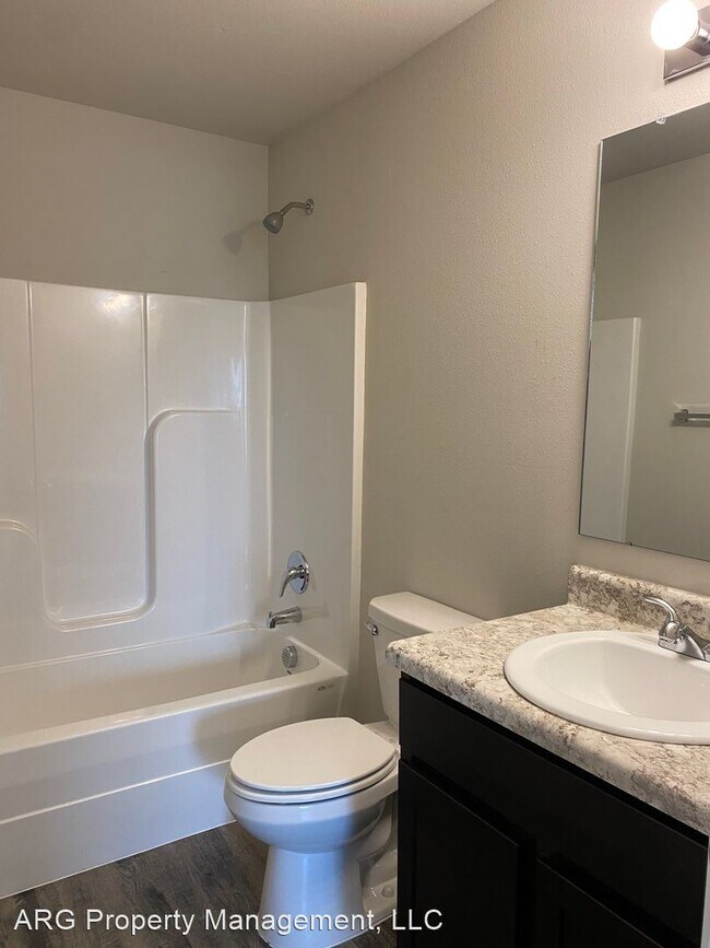 Building Photo - 3 br, 2 bath House - 8216 Regency Way