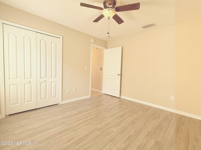 Building Photo - 2715 Salt Lake Dr