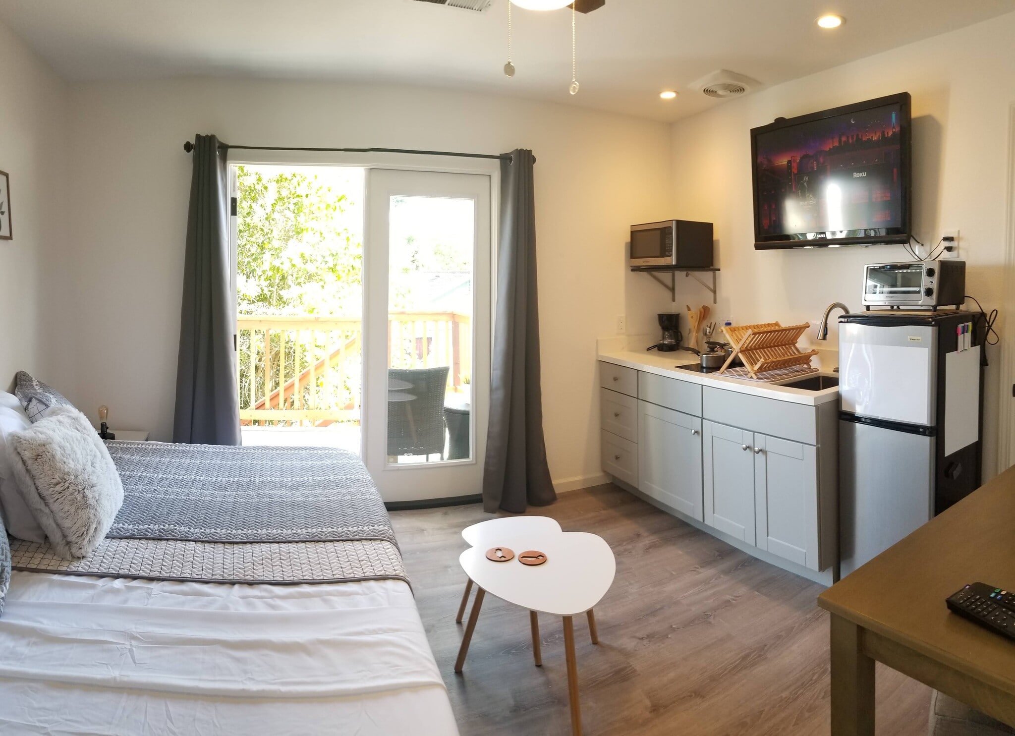 Kitchen has microwave, 2 burner cooktop and more. - 1912 Eversley Plz