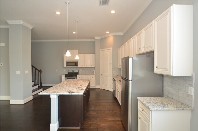 Building Photo - 4609 Nett St