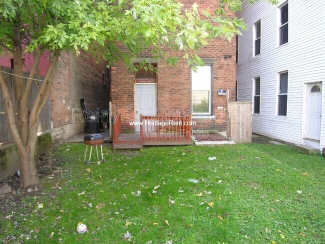 Building Photo - 1042 Marshall Ave