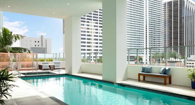 Building Photo - 227 NE 2nd St