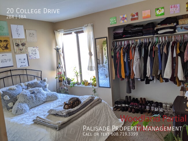 Building Photo - 20 N College Dr
