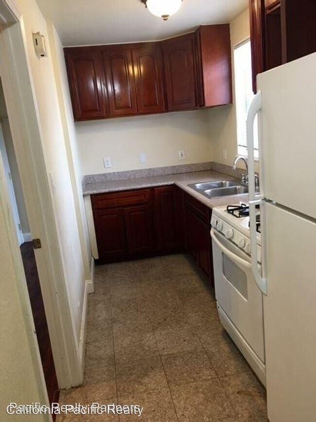 Building Photo - 2323 82nd Ave