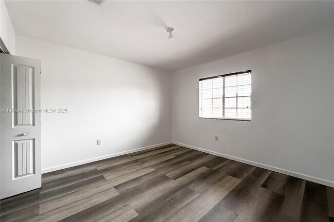 Building Photo - 21424 NW 13th Ave
