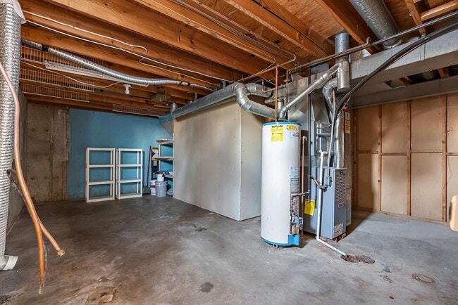 Building Photo - 1128 Saratoga Dr