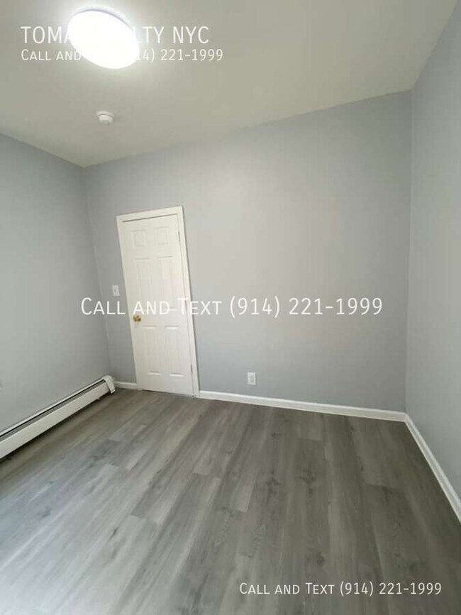 Building Photo - 67 Van Cortlandt Park Ave