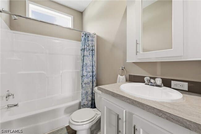 Building Photo - 24 Red Poinciana Dr