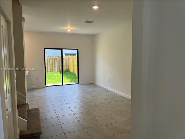 Building Photo - 11889 SW 246 Terrace