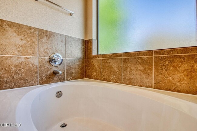 Building Photo - 14447 Miguel Terrazas Dr