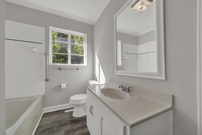 Building Photo - Lovely 3 Bed 2 Bath Home in Monroe!