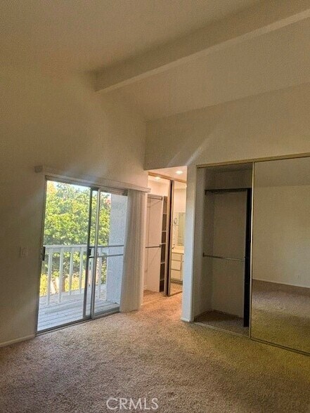 Building Photo - 7083 E Shorecrest Dr