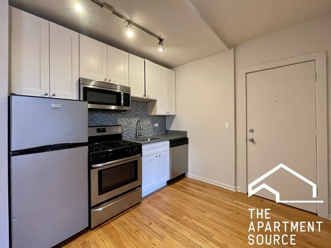 Building Photo - 2834 W Palmer St