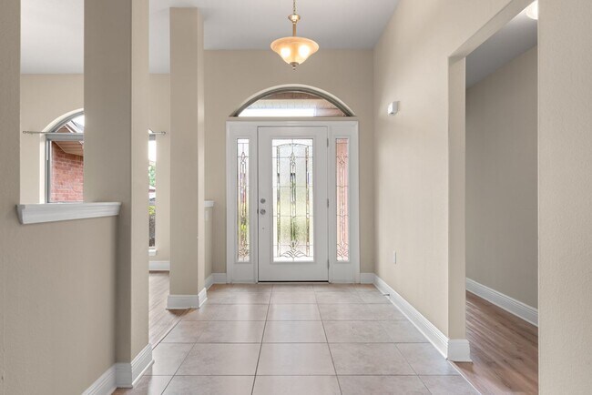 Building Photo - 4599 Belvedere Circle