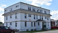 Building Photo - 1 bedroom, 1 bathroom Apartment! AUGUST 2026!