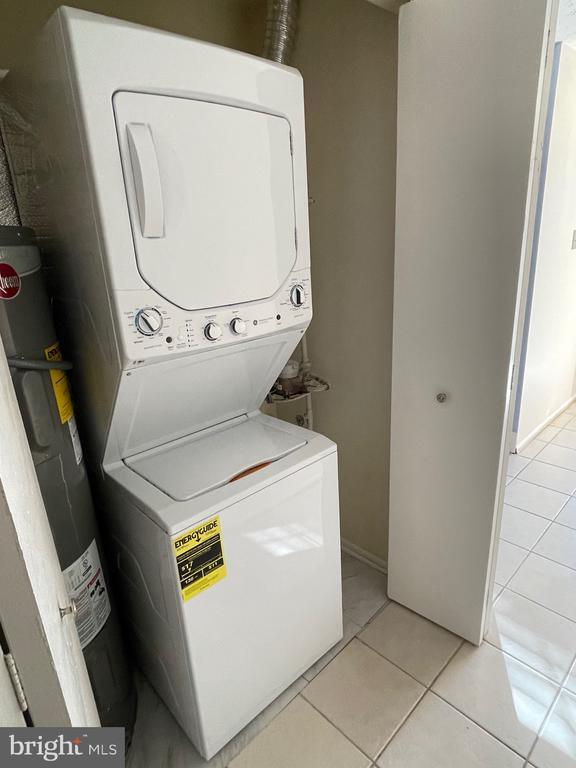 Building Photo - 7345 Branchwood Terrace