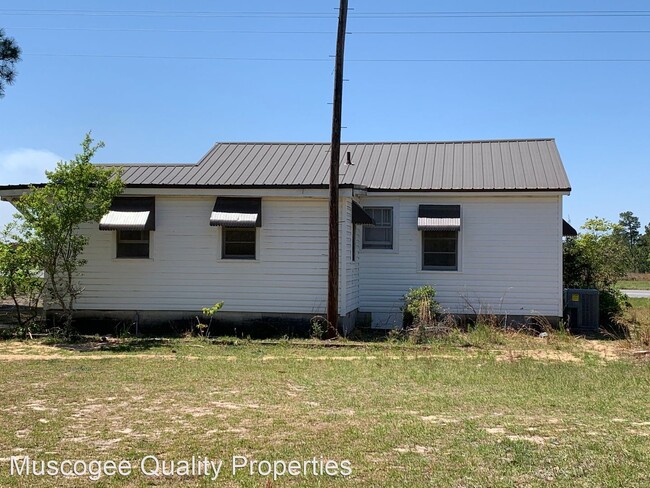 Building Photo - 3 br, 1 bath House - 618 Thomaston Hwy 19 ...