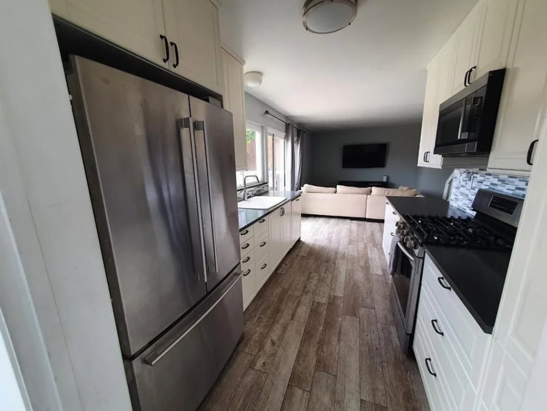 Building Photo - 6935 Simi Pl