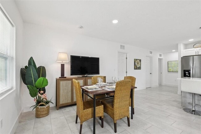 Building Photo - 3530 Goodrich Ave