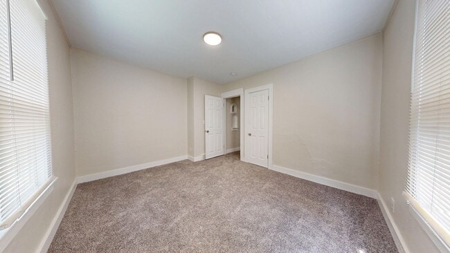 Building Photo - 113 Osceola Dr
