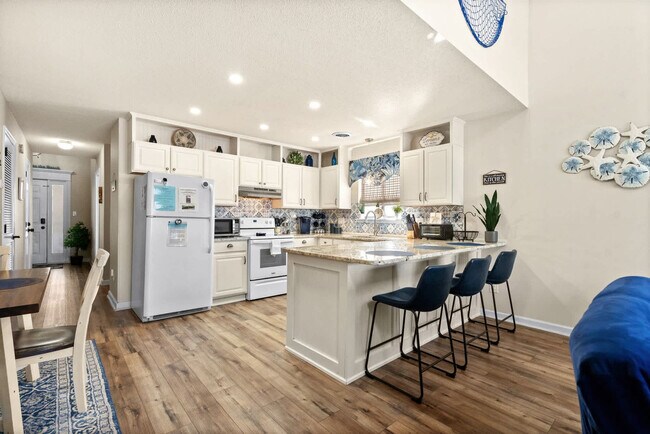 Building Photo - 1908 Hwy 17 S