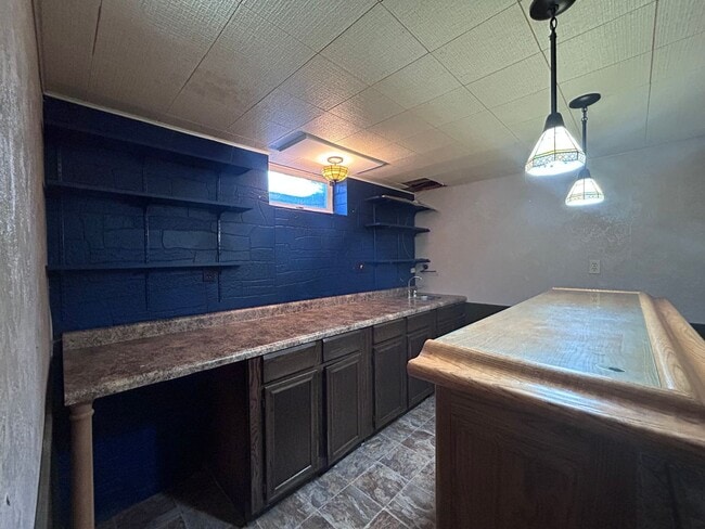 Building Photo - Spacious 4-Bedroom Home