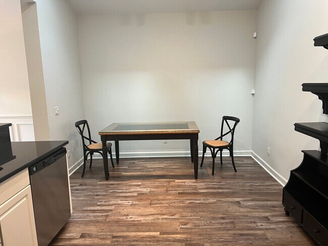 Building Photo - Charming 3BR Home in Rose Hill!