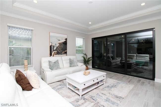 Building Photo - 15565 Vittorio St