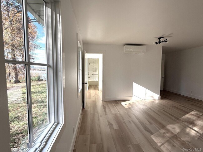 Building Photo - 5265 NY-9G