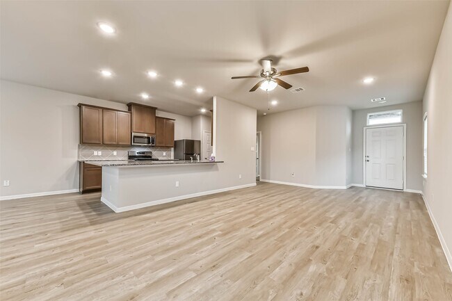 Building Photo - 2127 Port Jackson Dr