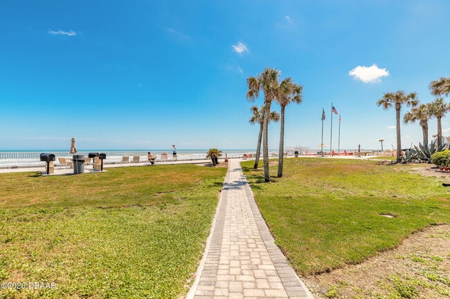 Building Photo - 935 S Atlantic Ave