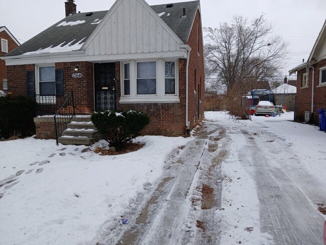 Building Photo - 12648 Mettetal St