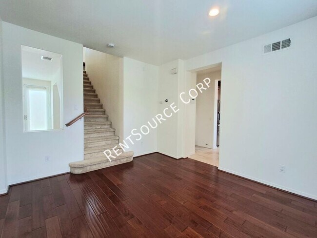 Building Photo - 28408 Camino Del Arte Dr