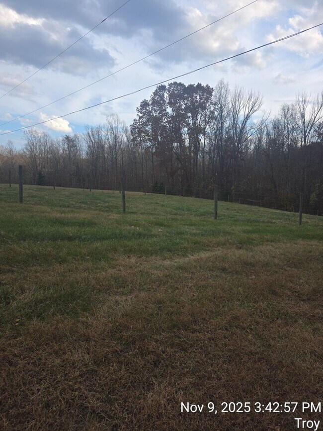 Building Photo - 912 Hunters Lodge Rd