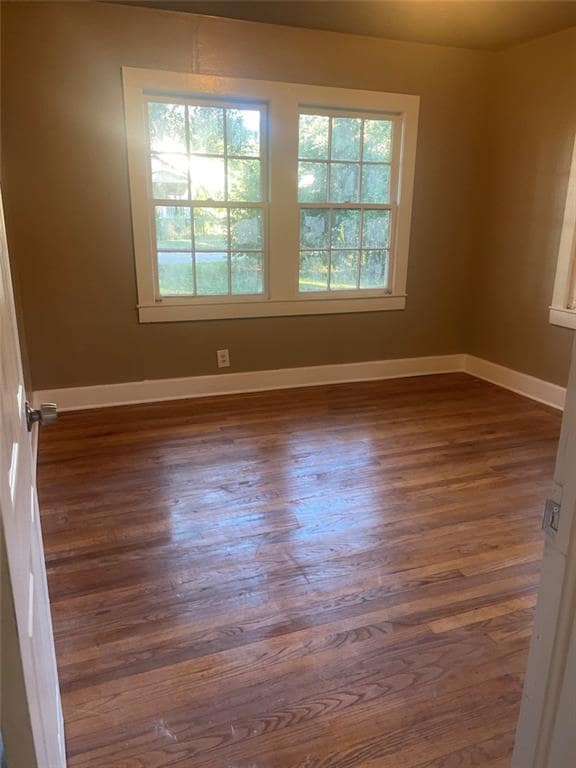 Building Photo - 615 Mohawk St