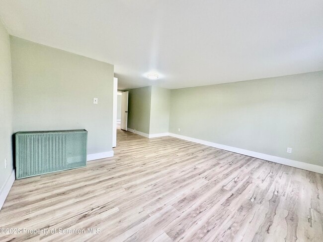 Building Photo - 1746 Bloom Ave