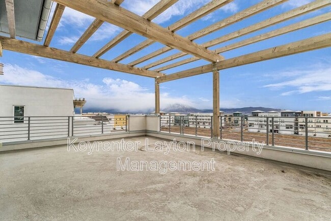 Building Photo - 5141 Rambutan Wy