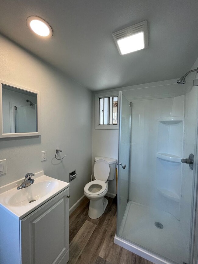 Building Photo - Studio for rent in Cayucos