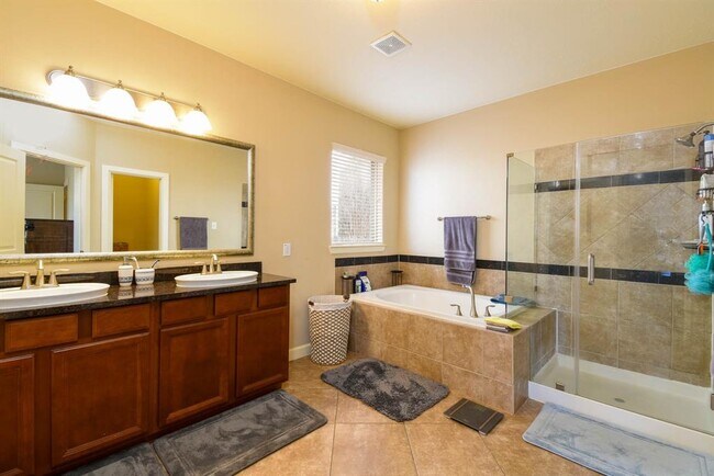 Building Photo - 3507 Durango Canyon Ln