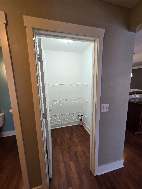 Building Photo - 717 Wild Flower Dr